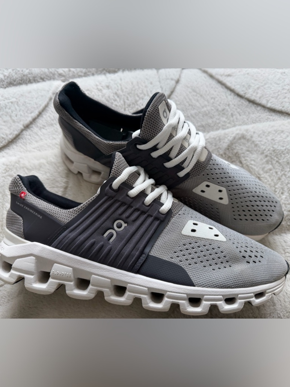 $170 On Running CloudSwift Helion Alloy Eclipse Gray White Running Shoes 10.5